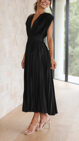 Audrelia – Pleated Midi Dress Deep V Elegant