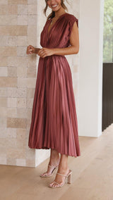 Audrelia – Pleated Midi Dress Deep V Elegant