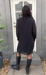 Isalynn – Black Cami Slip Dress