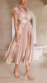 Audrelia – Pleated Midi Dress Deep V Elegant
