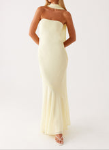 Solévara - Yellow Maxi Dress