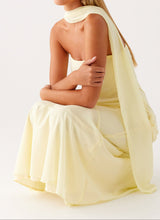 Solévara - Yellow Maxi Dress